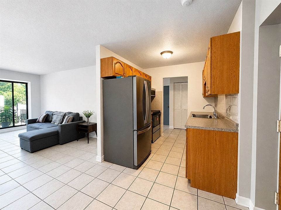 1st image of 103 Newman Rd APT 17