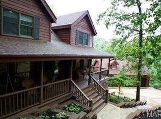 1629 Wolf Trail Rd, Ballwin, MO 63021