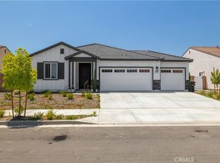 345 Charlton St, Perris, CA 92570