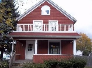 438 Maple Ave, Aurora, IL 60505