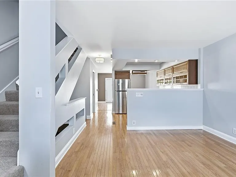 856 Saint Charles Ave NE #8 — Photo 6