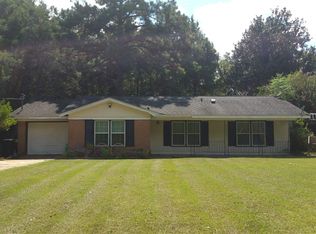 972 E Roy Parker Rd, Ozark, AL 36360