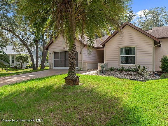 3rd image of 2342 Countryside Dr