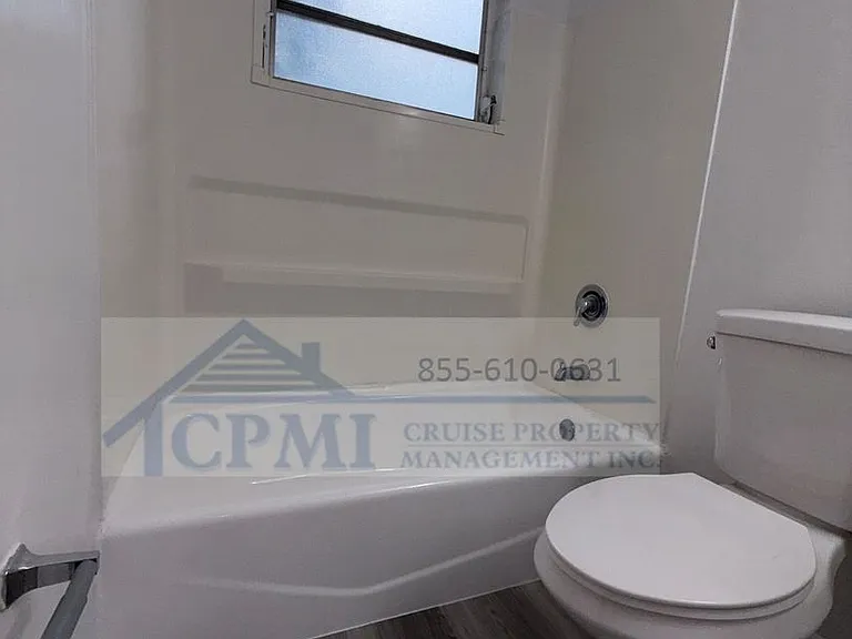610 NE 1st Ave Ft. Lauderdale, FL 33304 — Photo 13