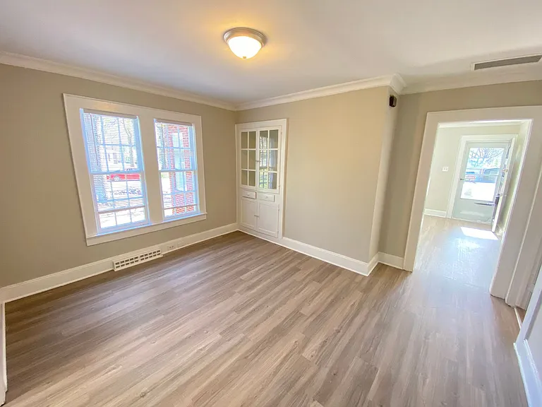 1209 Desoto Ave — Photo 10