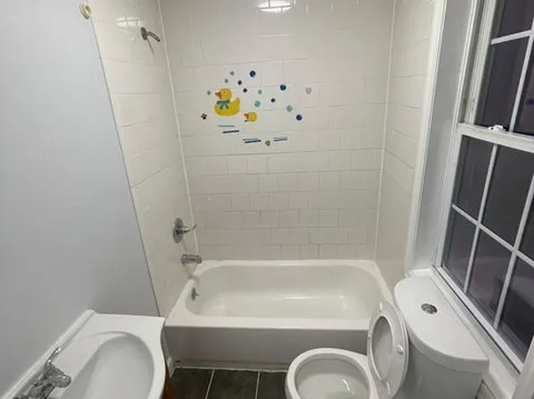 601 Richmond Road image 9 of 14