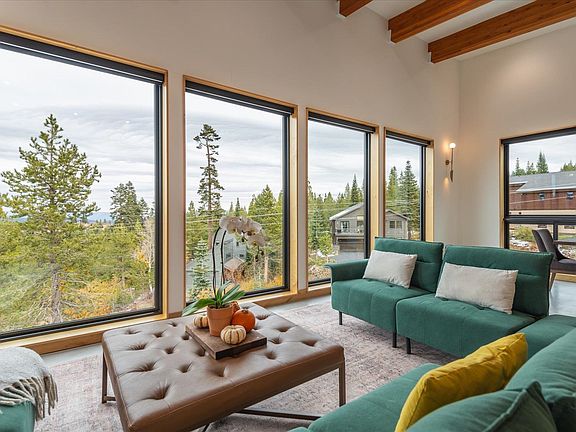 4th image of 15148 Skislope Way