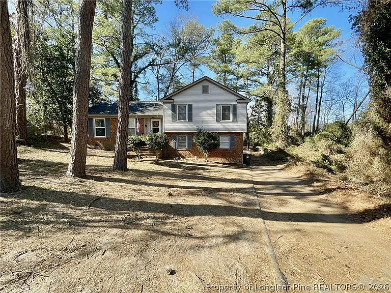 452 Cloverhill Pl — Photo 2