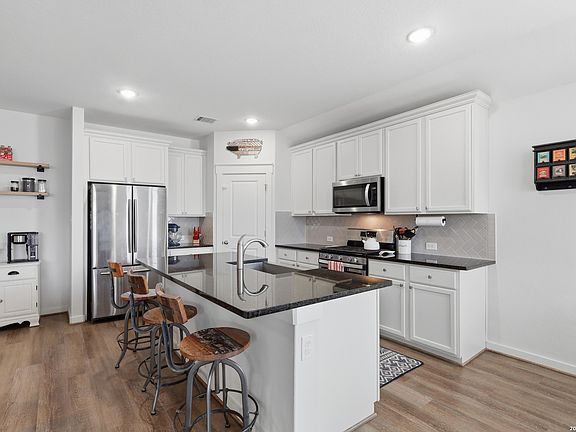 3rd image of 10526 Francisco Way