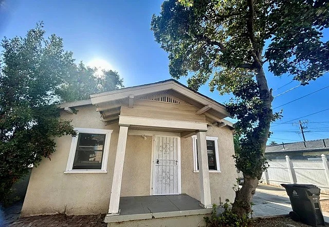 3007 Dalton Ave