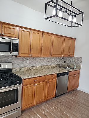 2nd image of 401 W 53rd St APT 4B