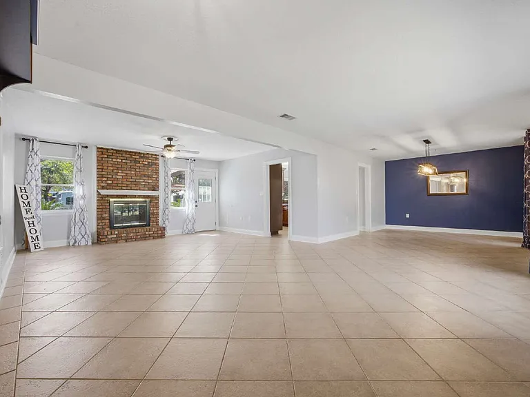 157 Country Club Rd — Photo 8