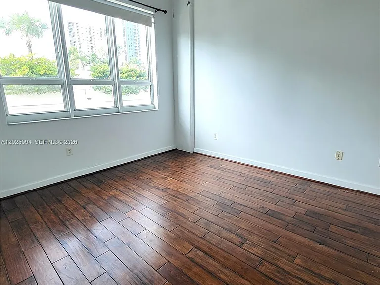 2001 Biscayne Blvd #2508 — Photo 6