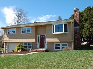 258 Rock Odundee Rd, Dartmouth, MA 02748