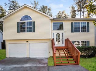 2728 Live Oak Trl, College Park, GA 30349