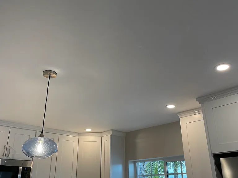 385 Theresa Way — Photo 5