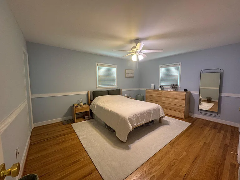 1100 Maple Ave E — Photo 37