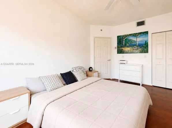 2027 SE 10th Ave APT 715, Fort Lauderdale, FL 33316
