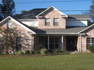 1612 Fairway Dr, Gautier, MS 39553