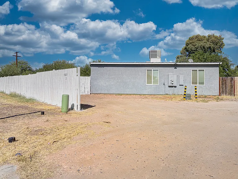 5025 E Lee St #2 — Photo 35