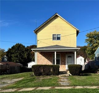 382 E Martin St, East Palestine, OH, 44413
