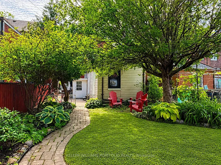 127 Lisgar St — Photo 21