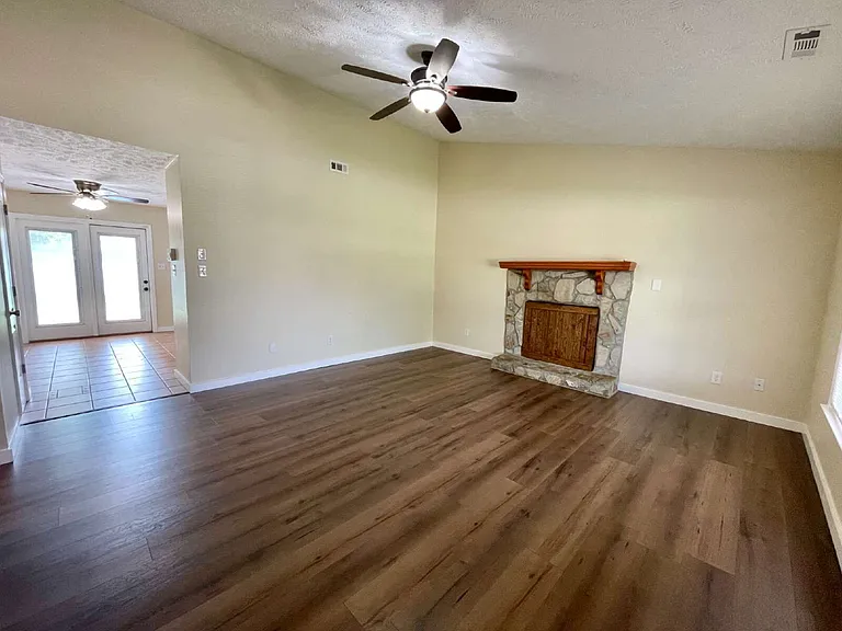 172 Finch Rd — Photo 6