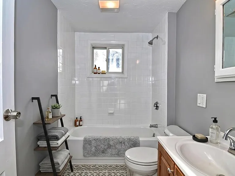 64 Germain Ave #1 — Photo 7