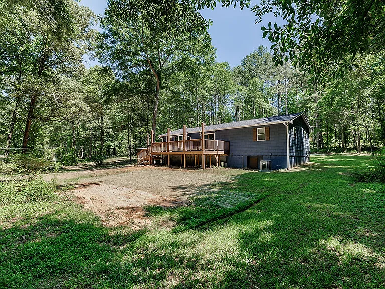 303 Brown Bridge Rd — Photo 3