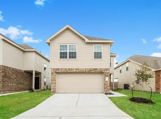 3915 Silver Ranch Rd, Houston, TX 77014