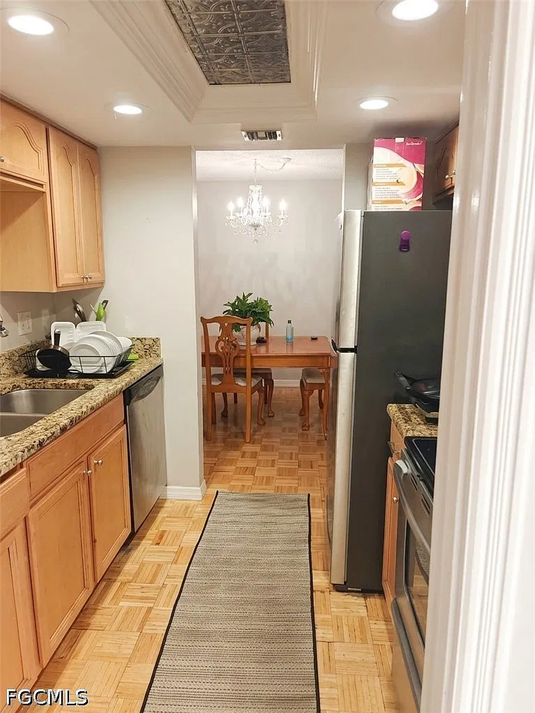 2 bed, 2.0 bath, 1092 sqft, $1,650 — Photo 4