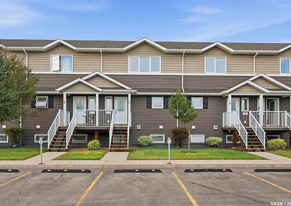 1st image of UNIT 206-275 Pringle LANE