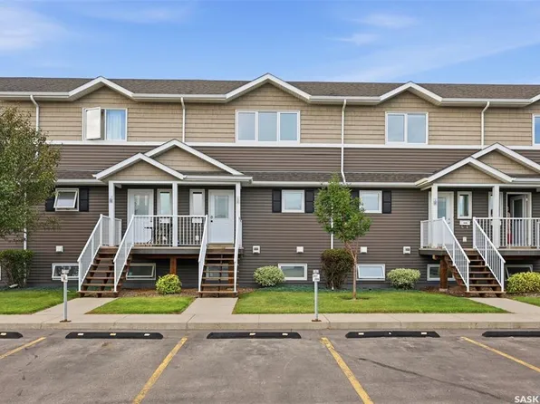 UNIT 206-275 Pringle LANE, Saskatoon, SK S7T 0T5