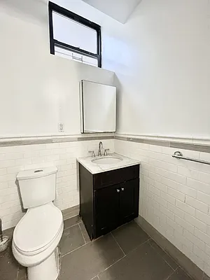 Rented by AZ REALTY NYC LLC | media 15