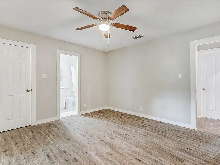 820 Stadium Dr — Photo 14