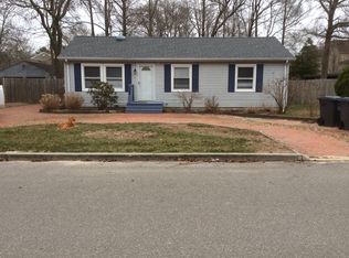35 Pine St, Manahawkin, NJ 08050