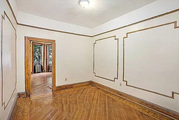2nd image of 250 New York Ave #3