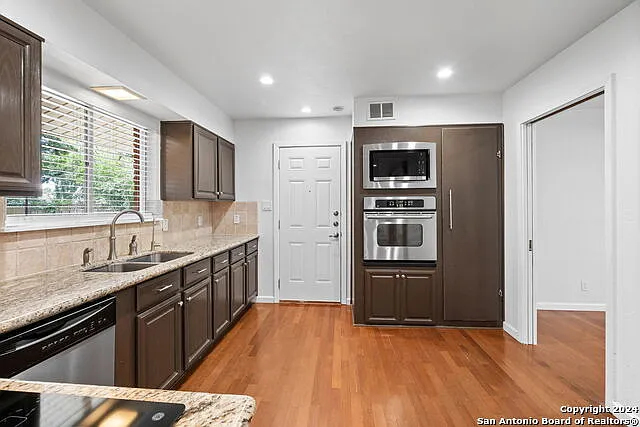 202 Donella Dr — Photo 14