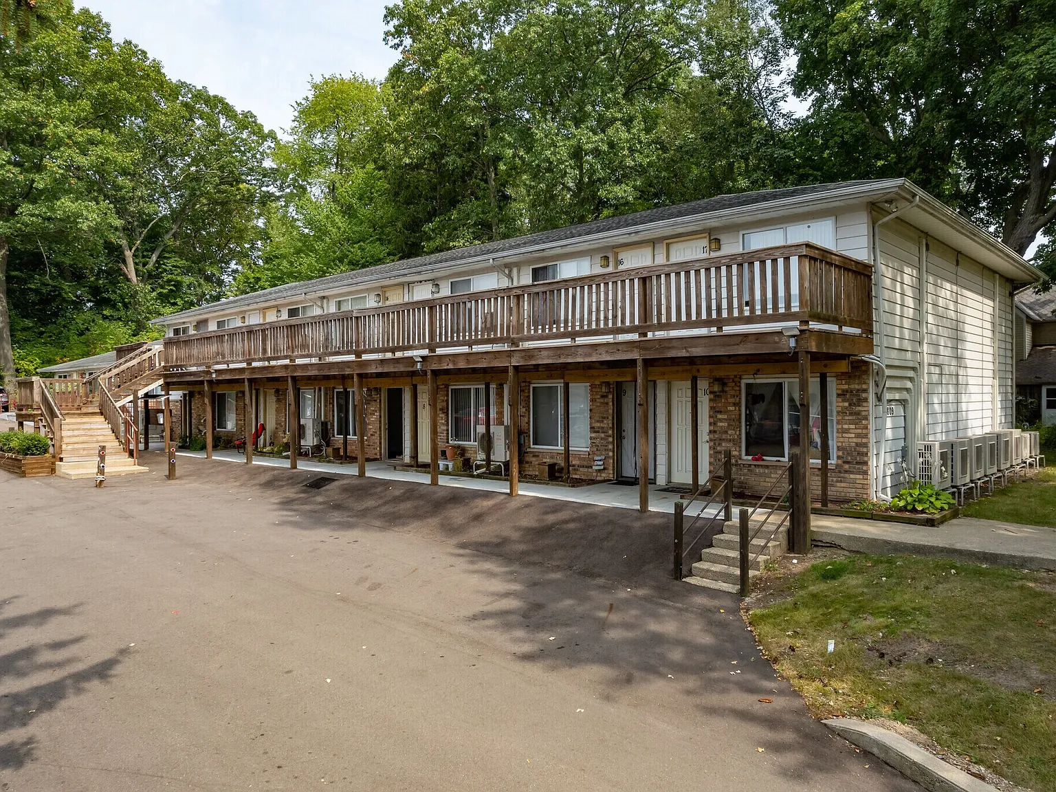 Humphrey Woods - 12 — Photo 1