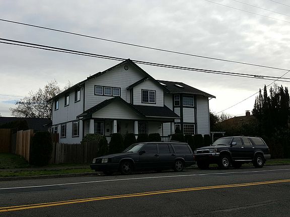 3rd image of 6411 S Puget Sound Ave