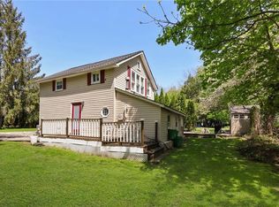 1 Roslyn Ln, New City, NY 10956