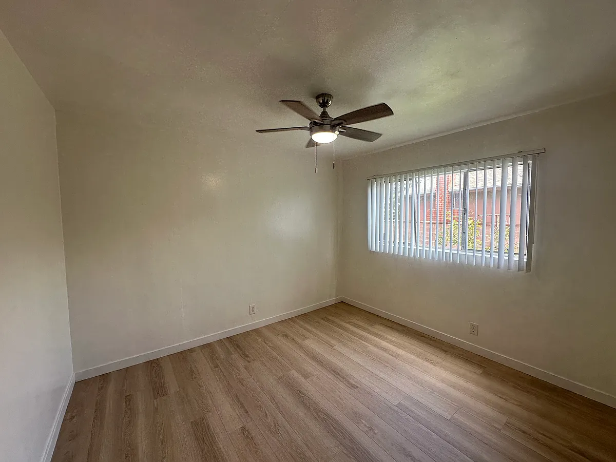 Building Photo - 749 Cory Dr #2