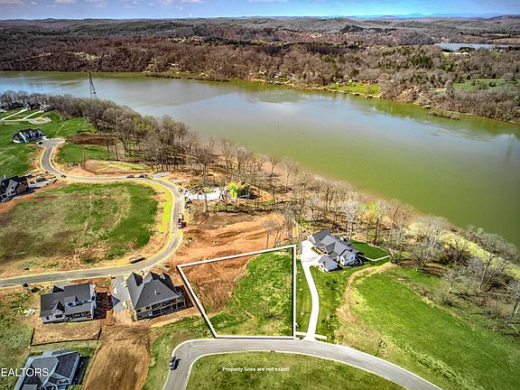 3rd image of 133 River Bank Trl