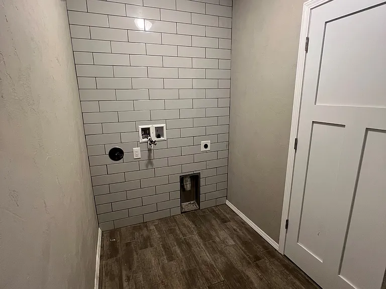 1155 Racine Road - 6 — Photo 13