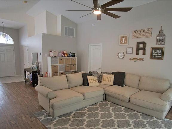 3rd image of 31243 Glendalough Way