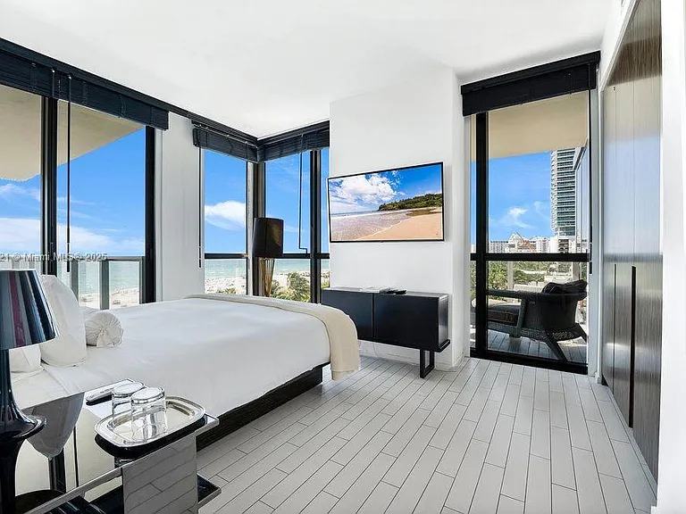 2201 Collins Ave #628 — Photo 17