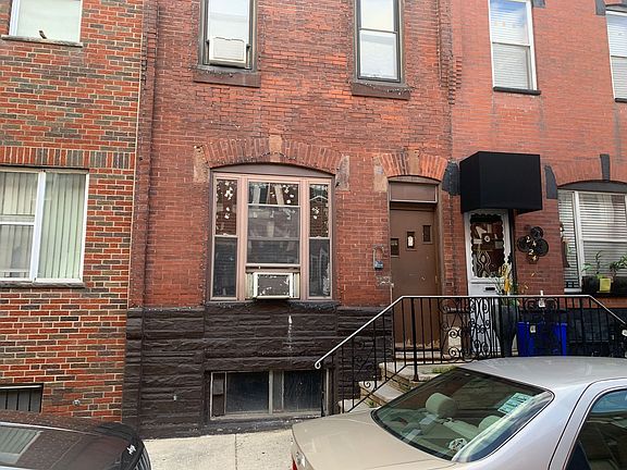4th image of 2426 S Iseminger St
