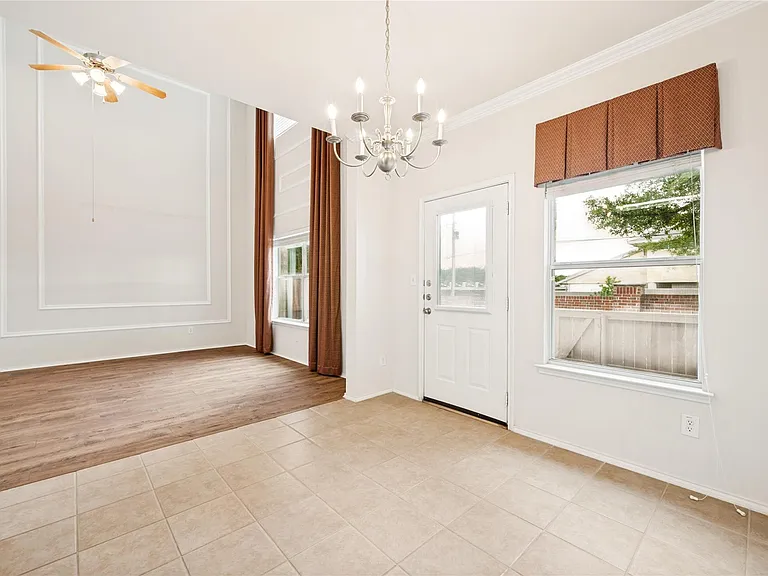 8533 Brunswick Dr — Photo 6