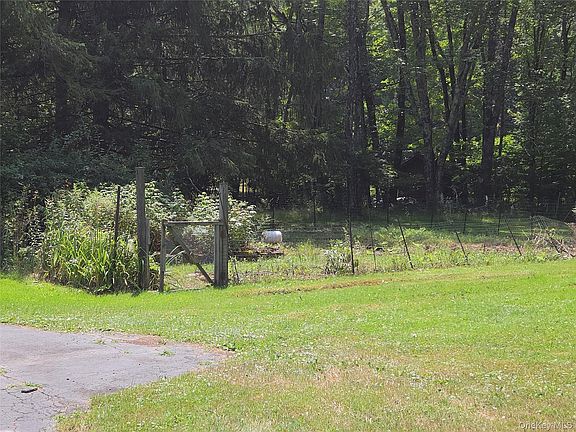 4th image of 3019 Rt 17B