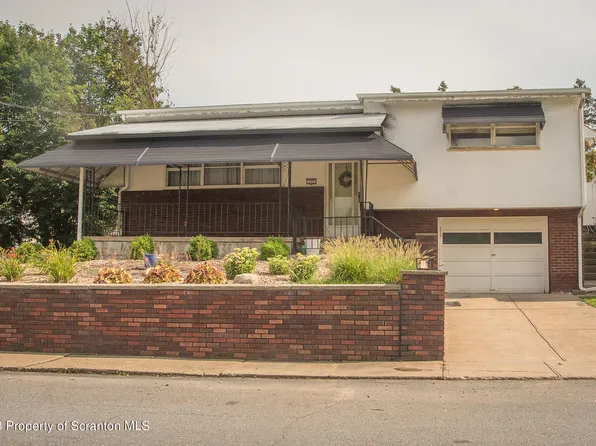 122 W Morton St, Old Forge, PA 18518